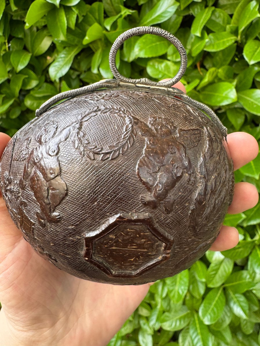 Tasse de chasse &ndash; &ldquo;Les anges et le serpent&rdquo; &ndash; Art populaire &ndash; France &ndash; Coupe de chasse - Curio-photo-1