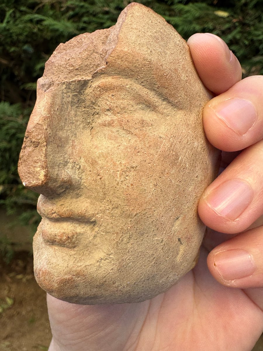 Artefact – Antiquité – Fragment de visage en terre cuite – Grande Grèce – Archéologie-photo-7