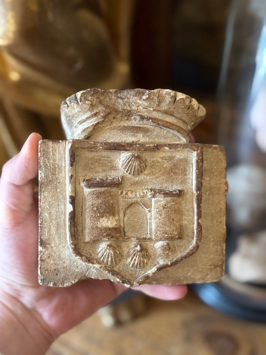 Stone Sculpture - Architectural Fragment - Sculpted Coat Of Arms - Heraldry - Capital -photo-4