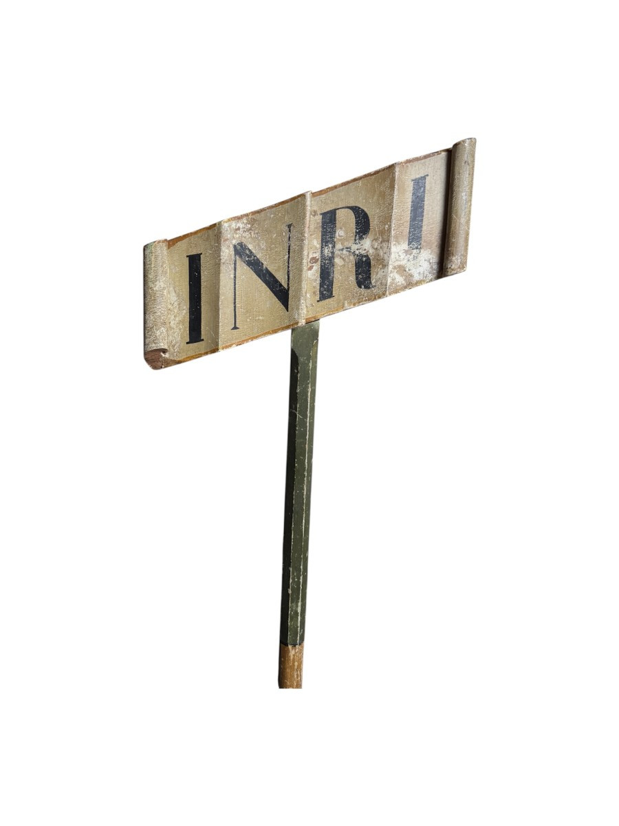 Tête de bâton de procession – Inscription Banderolle INRI - Jésus Roi des Juifs - Sculpture