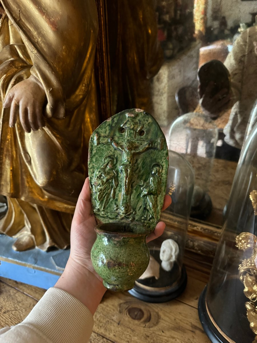 Terre cuite - B&eacute;nitier mural &ndash; Christ en croix - Crucifixion et Memento Mori &ndash; Art populaire-photo-3