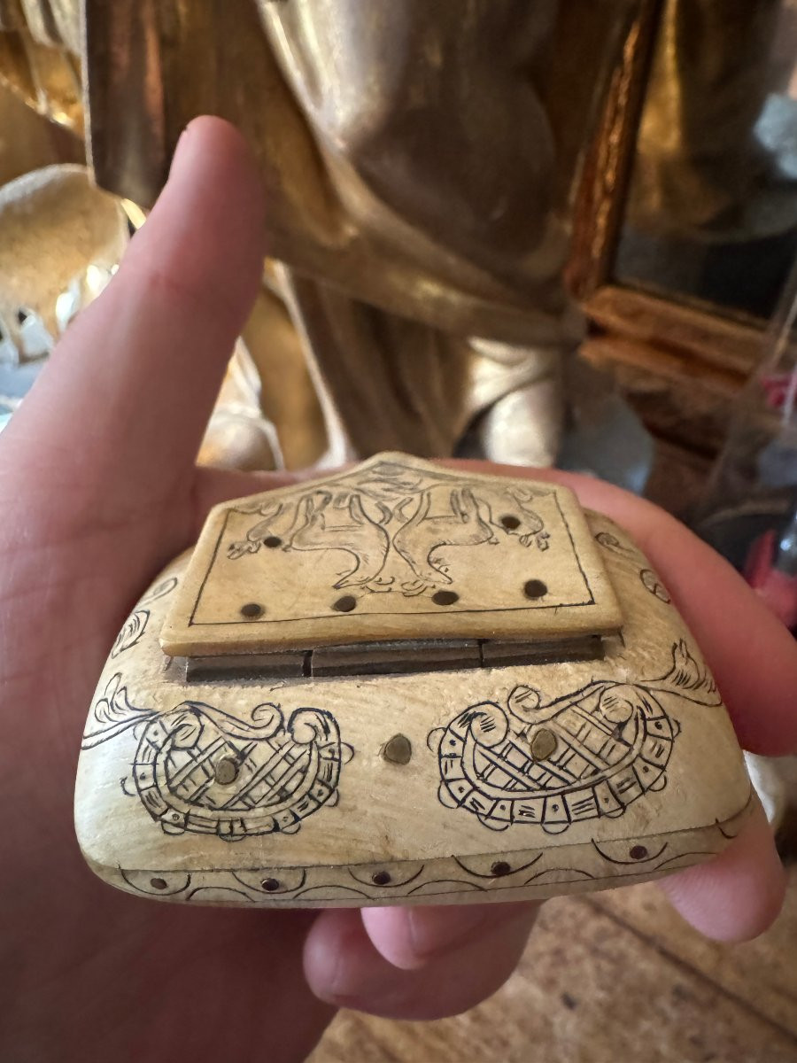 Tabatière Sterzinger de chasse – Boîte à tabac – Corne gravée – Art populaire – Scrimshaw-photo-5