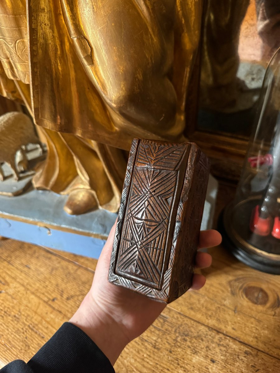 Small Knife-carved Box – Lacemaker's Box – Love Box – Folk Art-photo-5