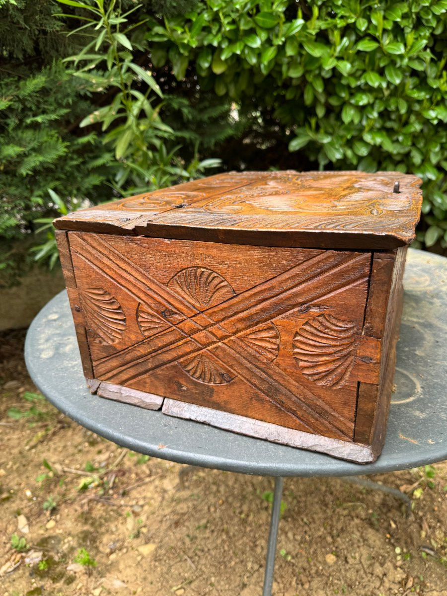 Coffret d’amour sculpté – Coffret de mariage – Art populaire – Daté 1824 – Queyras - Boite-photo-4