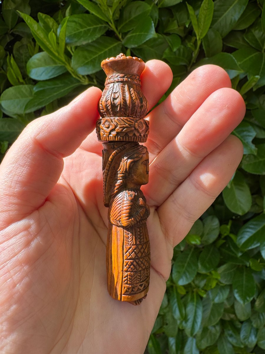 Museum - Carved Boxwood Anthropomorphic Needle-holder - Folk Art-photo-4