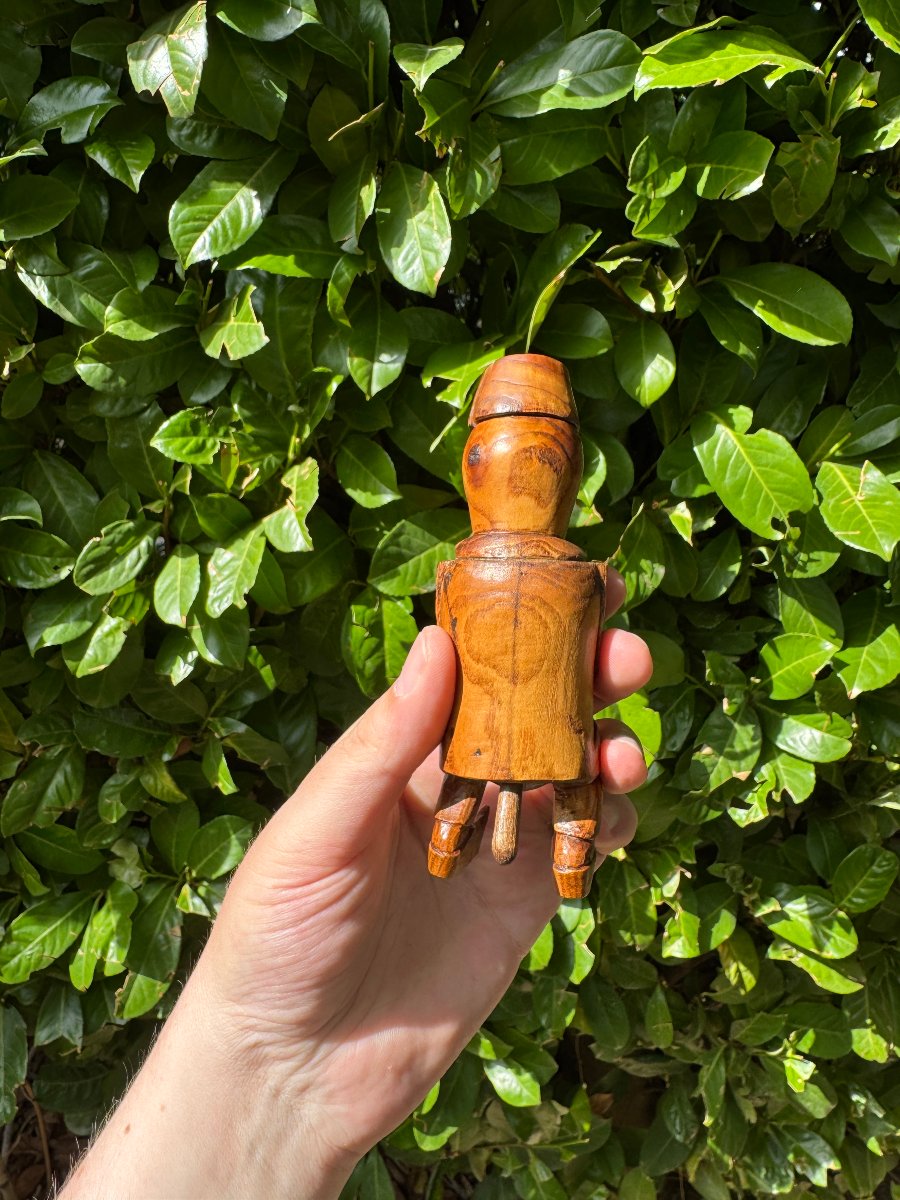 Secouette à tabac anthropomorphe - Le Militaire Crotteux  – Tabatière à système - Art populaire-photo-1