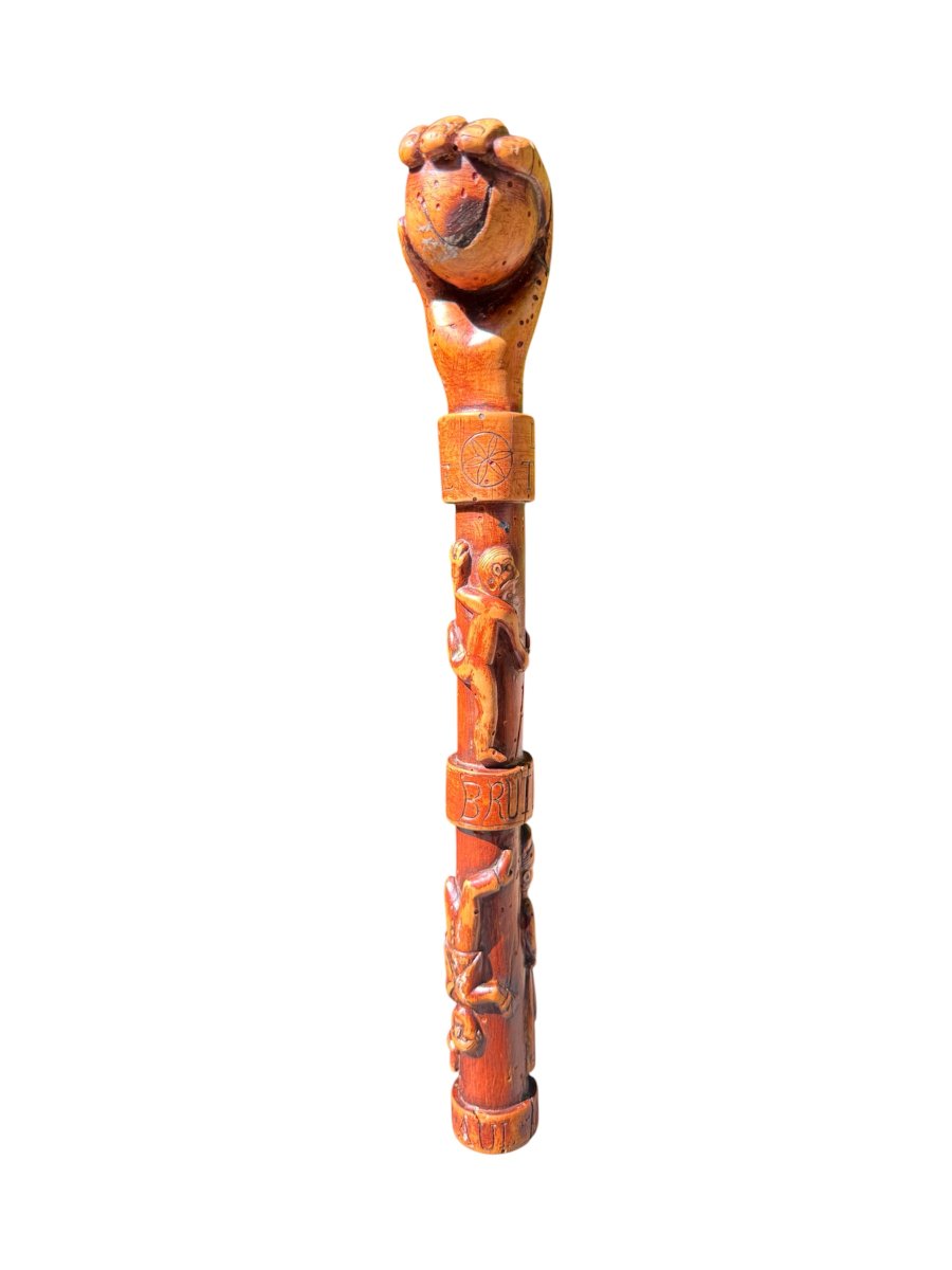 Musée – Casse-tête à personnages sculptés et inscriptions - Art populaire – Canne sculpté