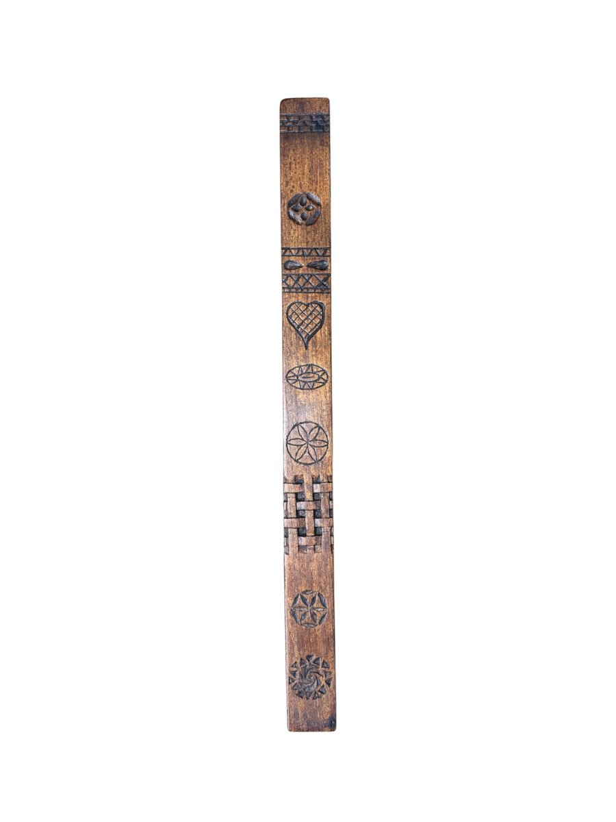 Traditional Wooden Half-aune – Lace-maker – Folk Art – Auvergne