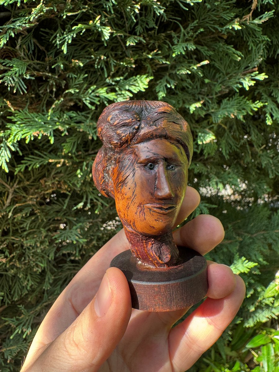 Sculpture - Visage, Buste féminin populaire sculpté dans une loupe de bois – Art populaire-photo-7