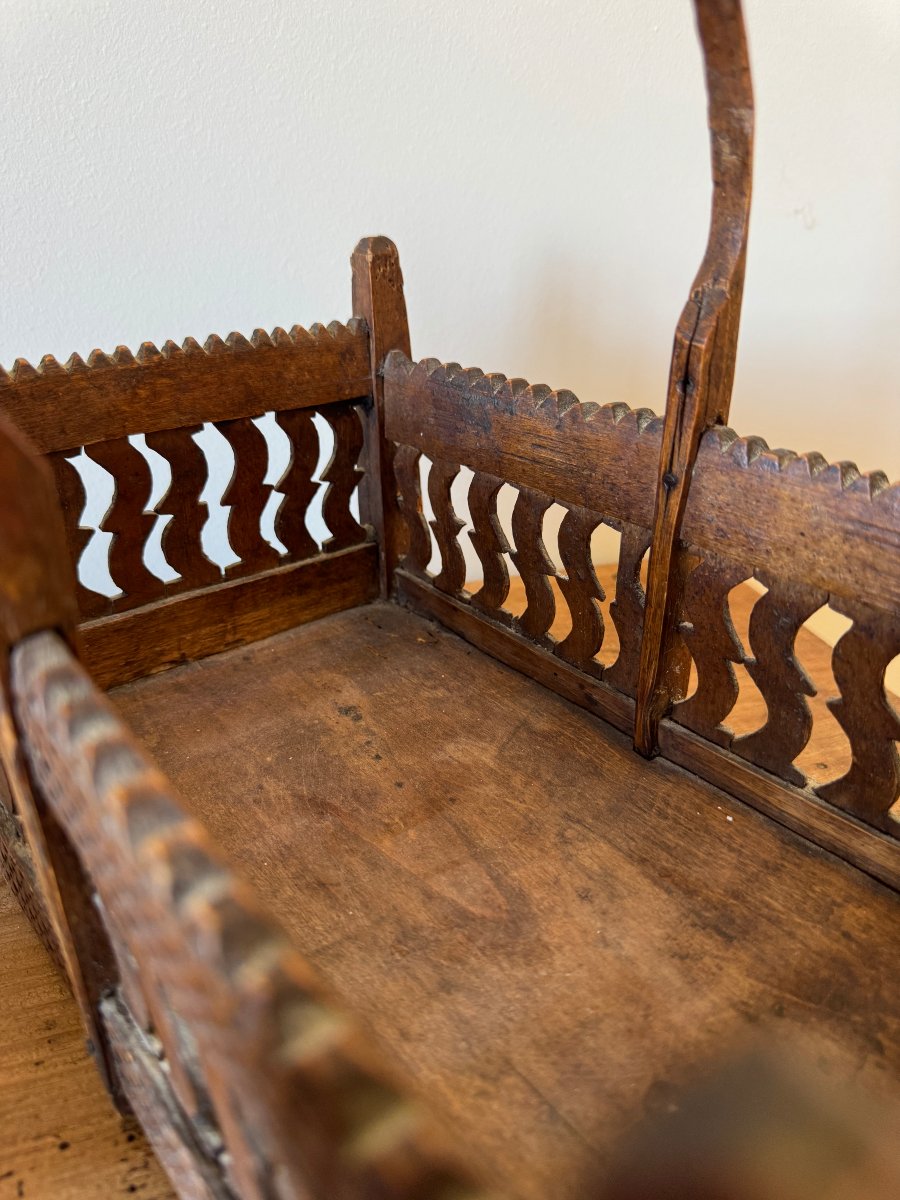 Musée – Exceptionnel petit panier en bois sculpté au couteau et ajouré – Art populaire - Panier-photo-7