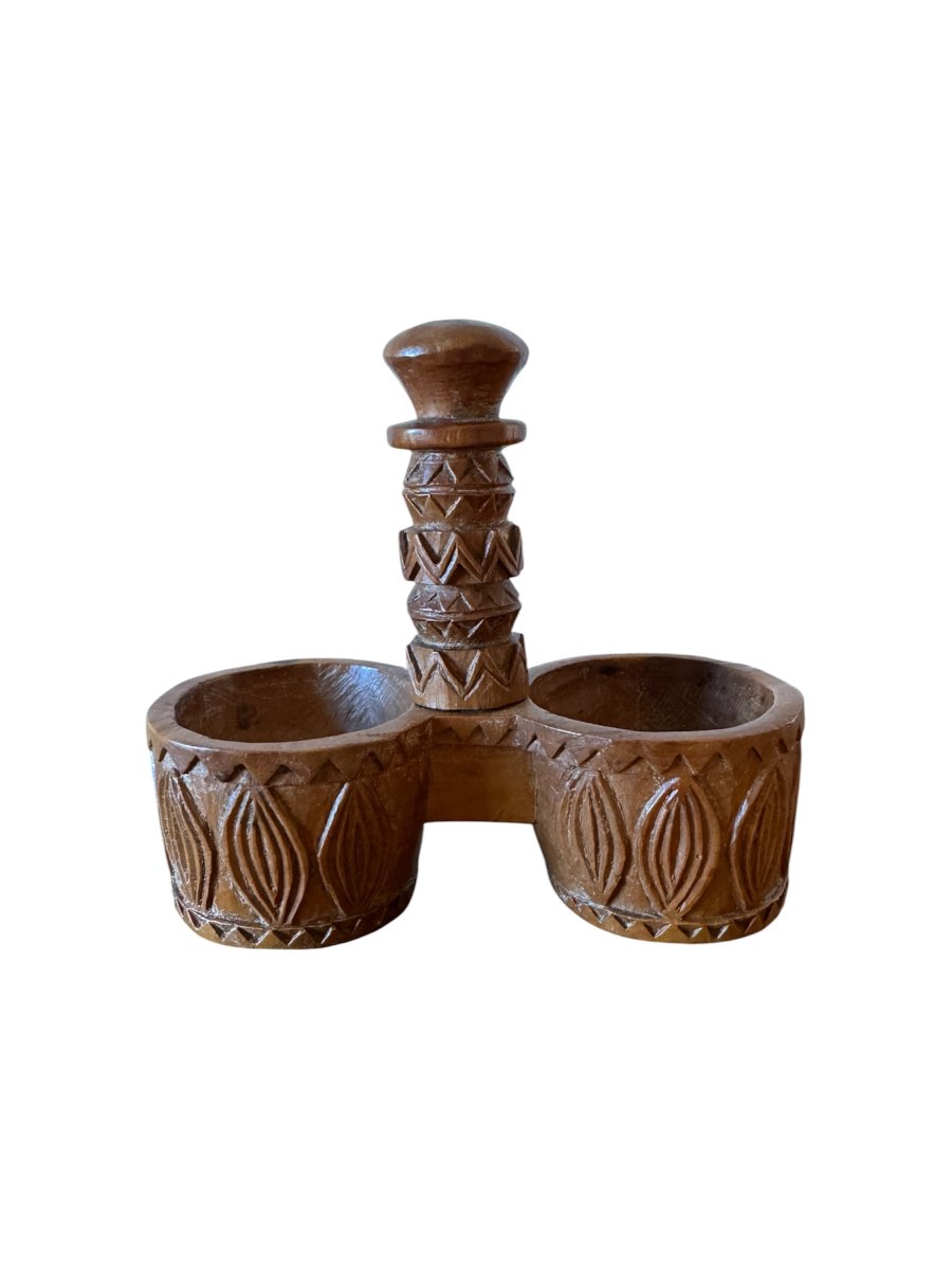 Sex, Curiosities – Hand-carved Boxwood Salt And Pepper Shakers – Curiosities - Folk Art