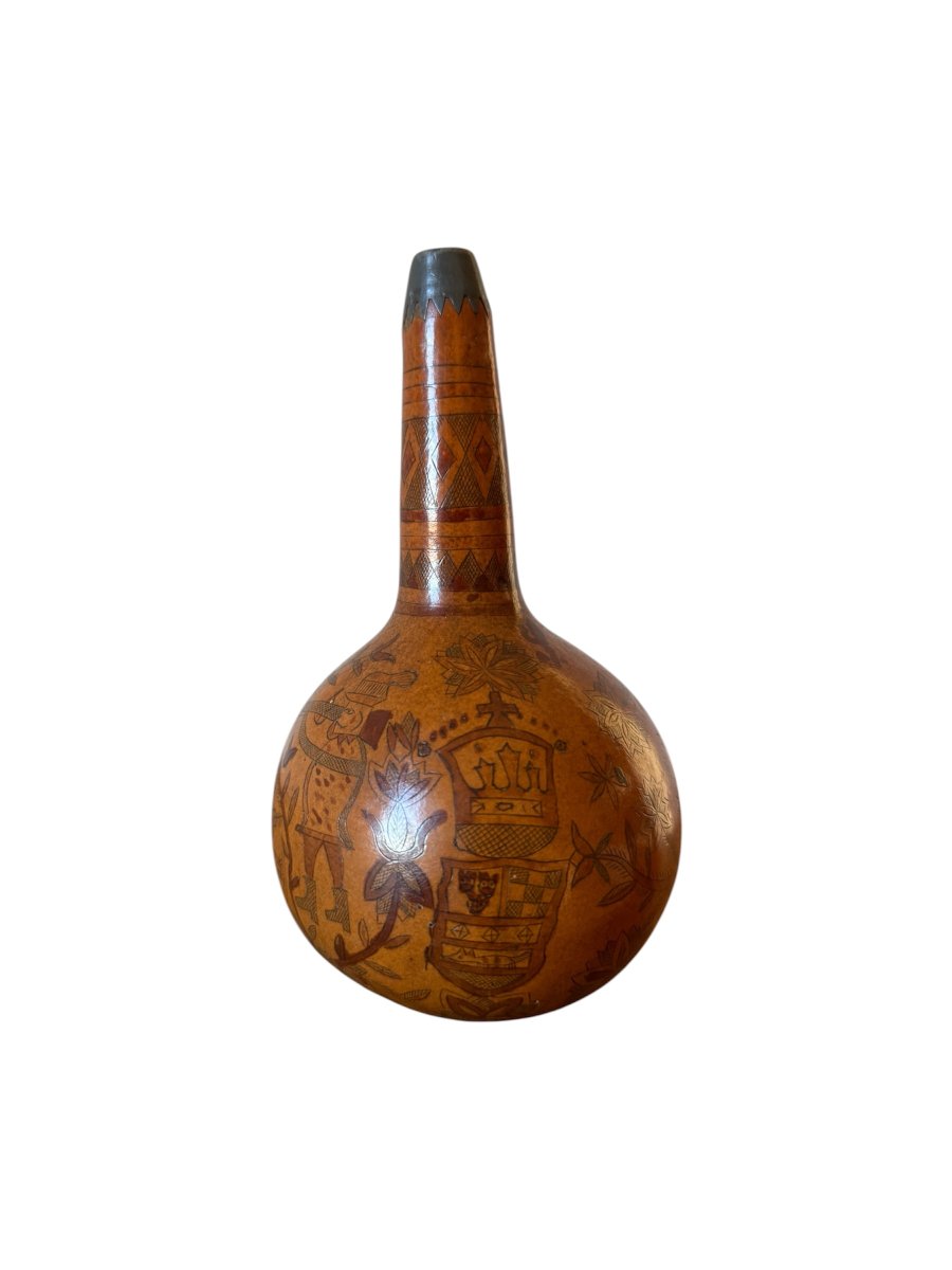 Mus&eacute;e - Poire &agrave; poudre de chasse en calebasse polychrome &ndash; Art populaire - H&eacute;raldique
