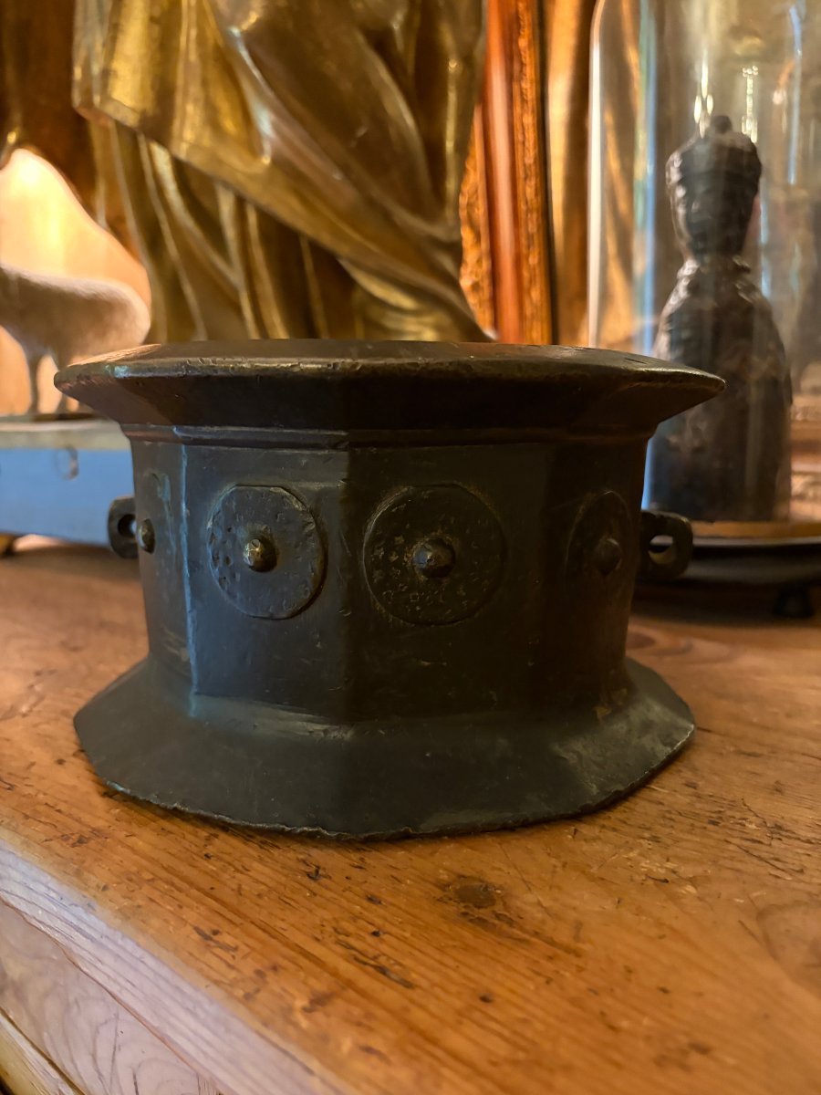 Museum - Decagonal Bronze Mortar – Medieval Islamic Art – Persia – High Period-photo-3