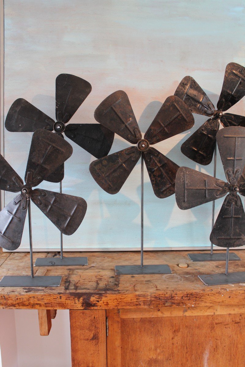 'industrial Flowers' - Collection Of 10 Old Patinated Industrial Ventilation Propellers-photo-2