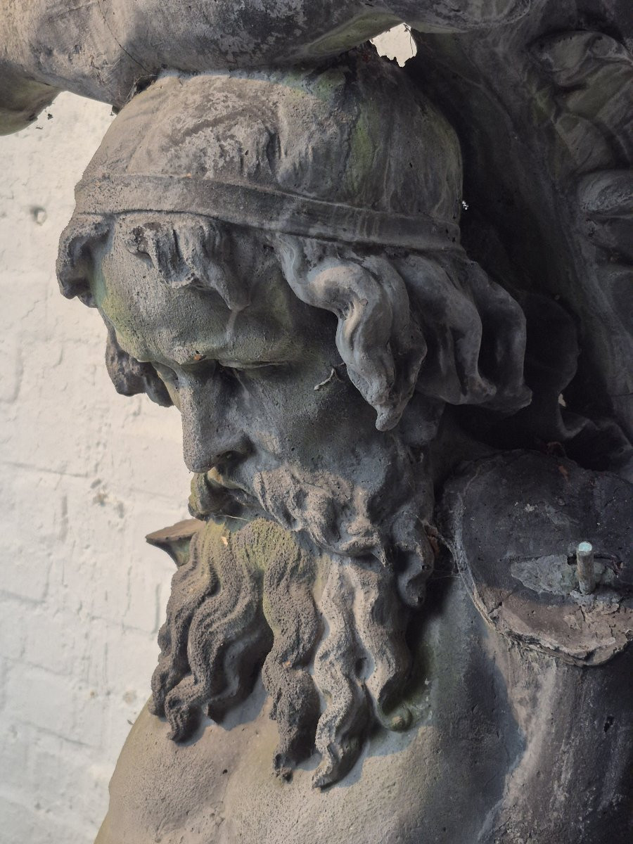 Paire de cariatides anciennes-photo-2