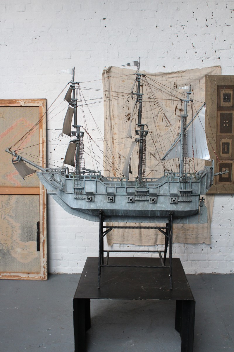 Modèle du bateau unique en zinc