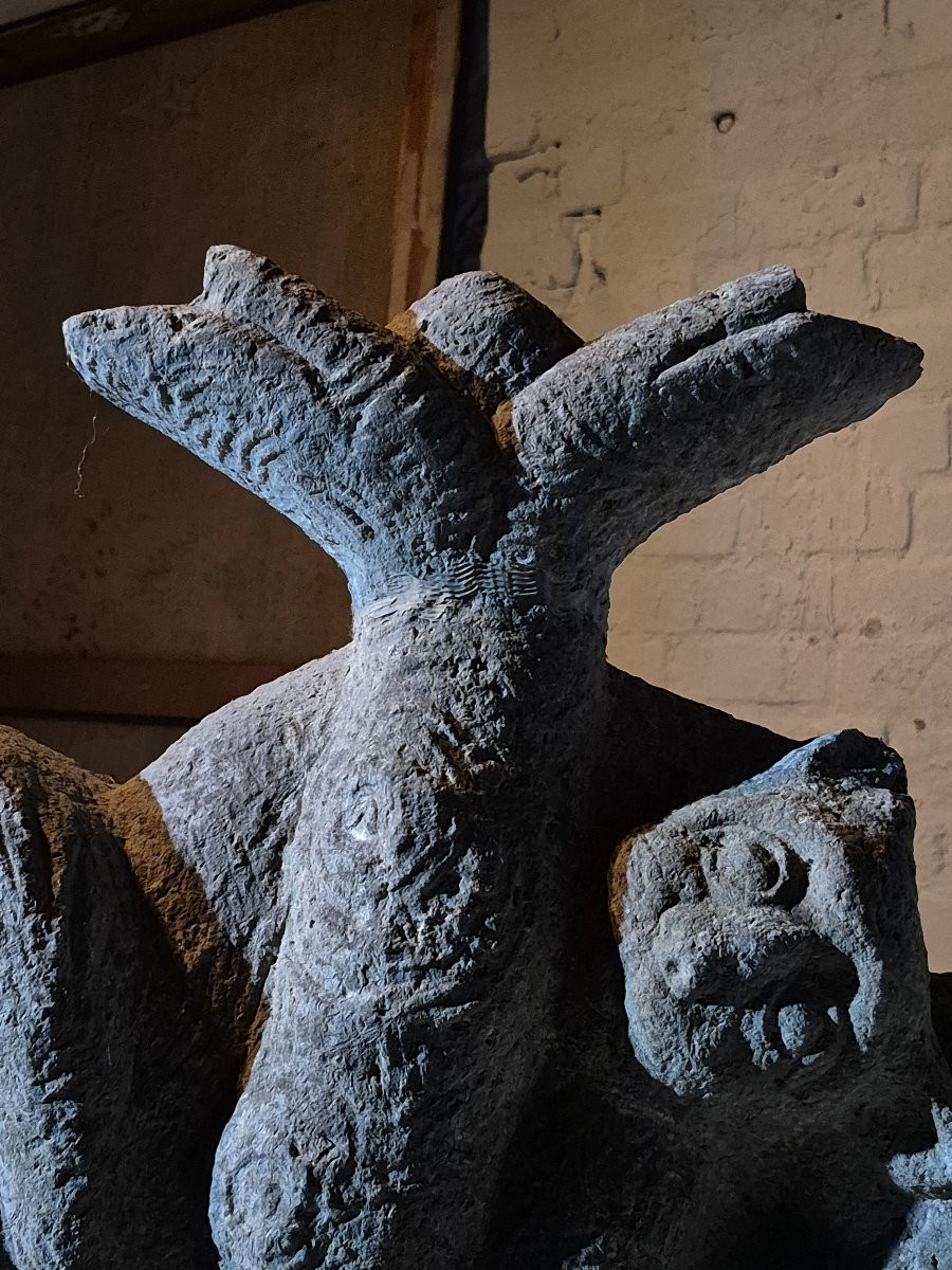 Créature mythique - fragment de pierre du XVIIe siècle-photo-4