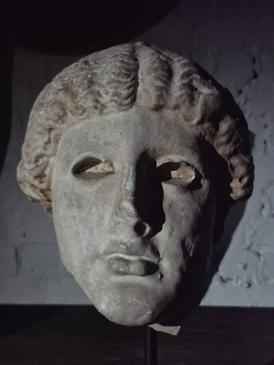 Fragment de tête en plâtre 'Sakkos'-photo-2