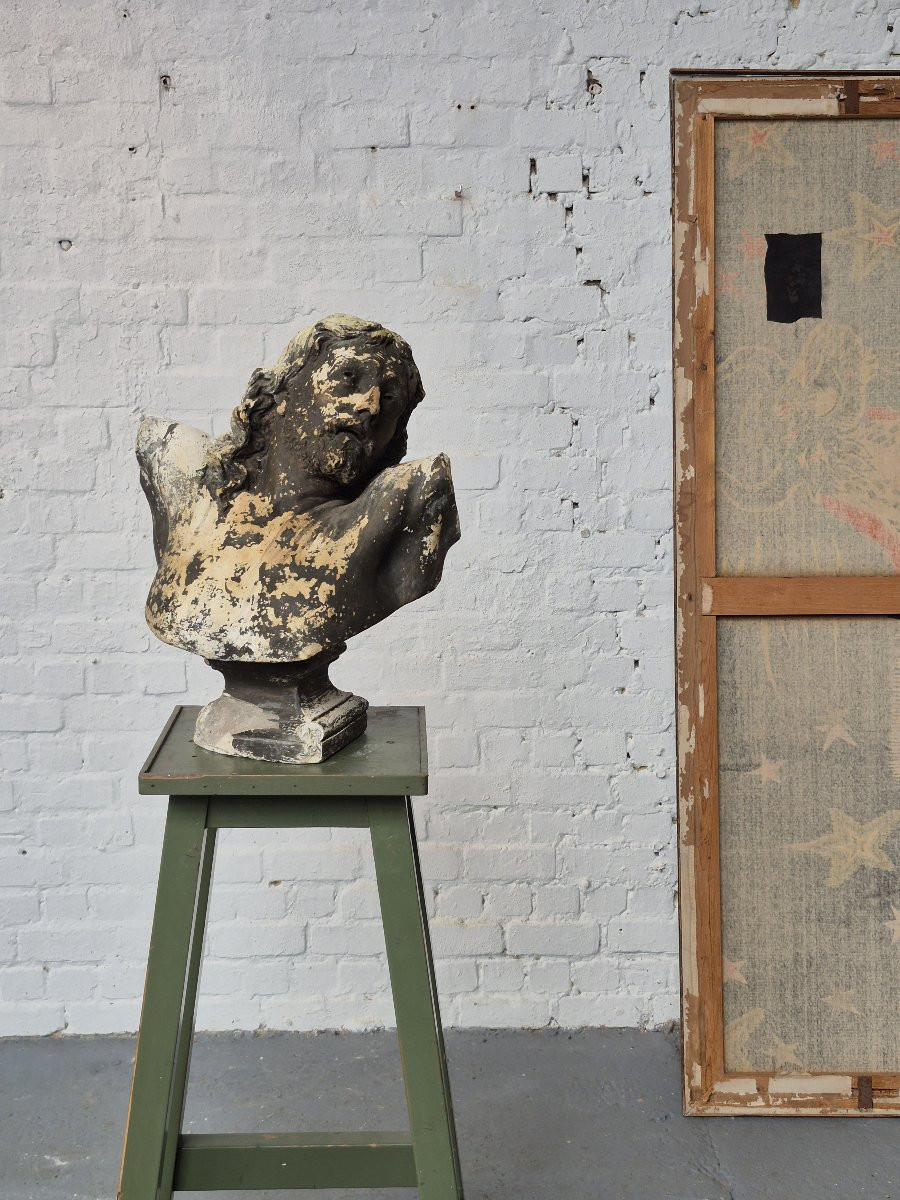 Buste académique du Christ-photo-1