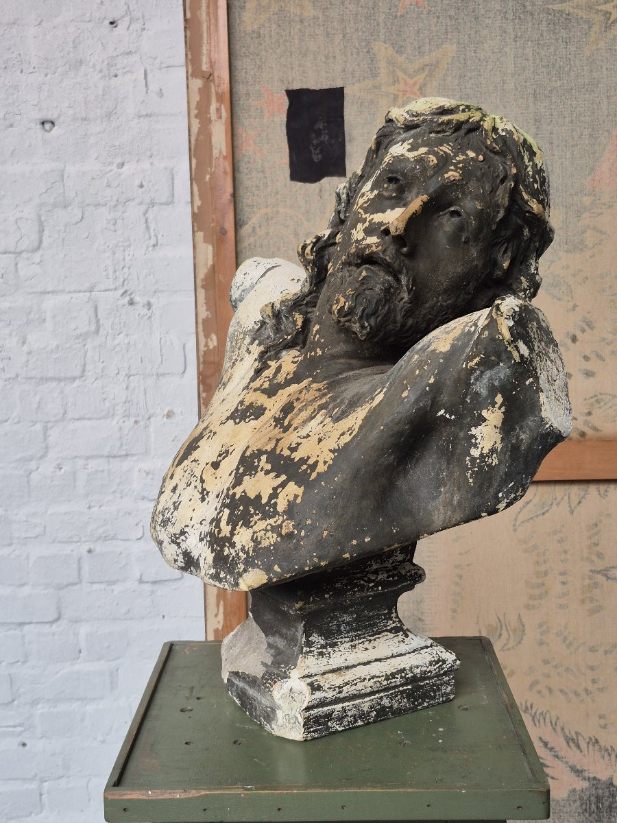 Buste académique du Christ-photo-6