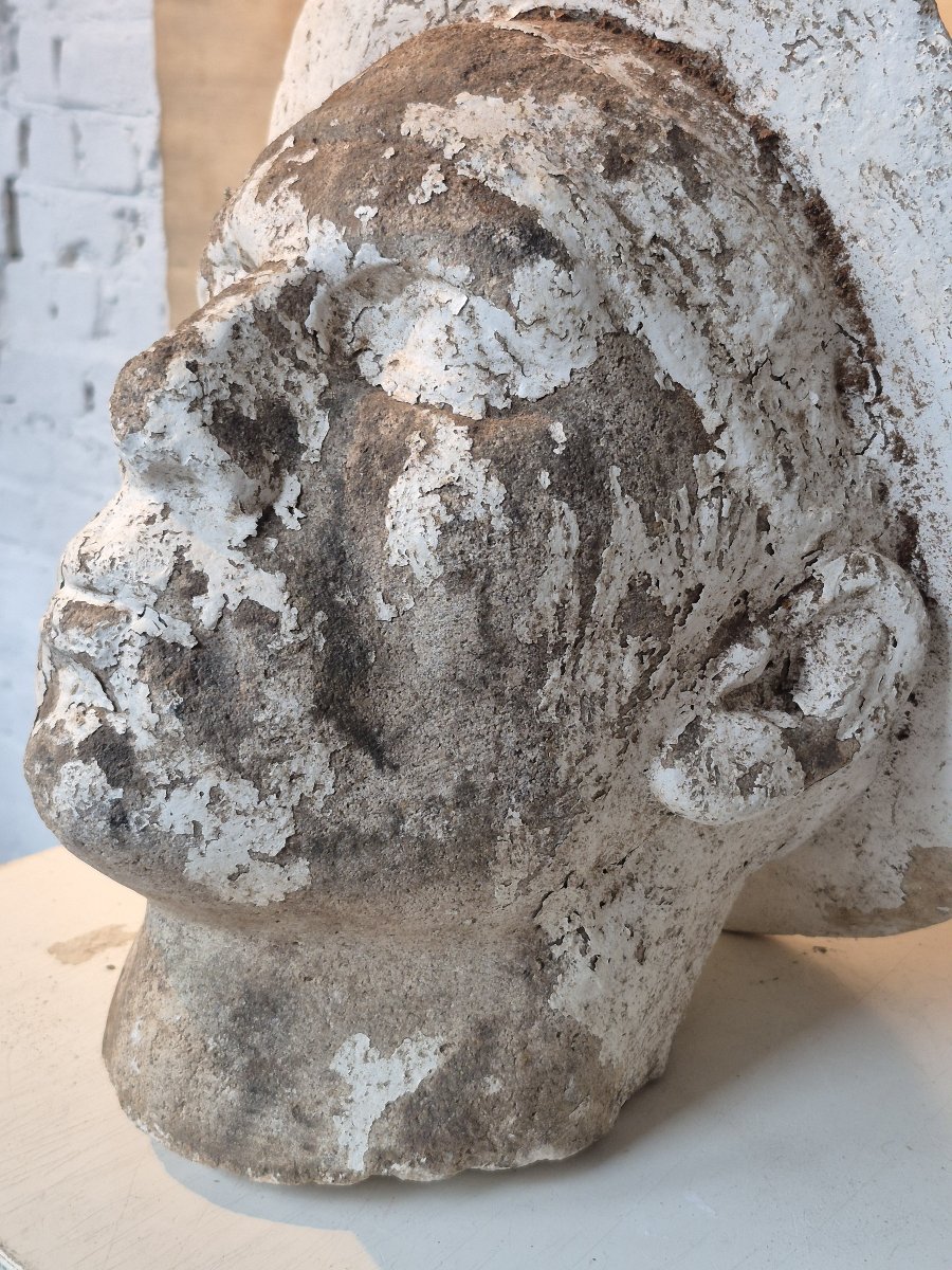 Ancienne sculpture d' une tête de mineur-photo-1