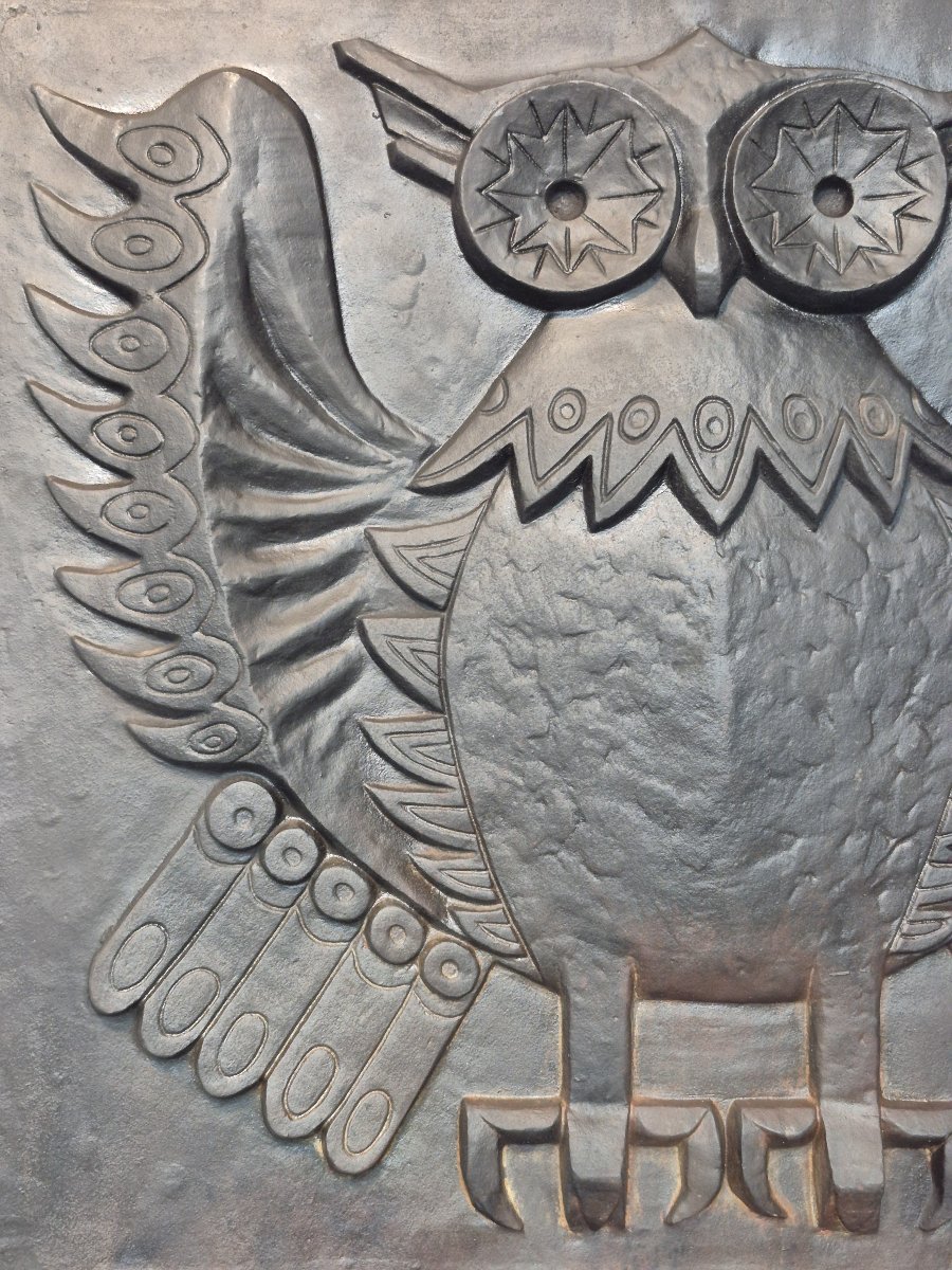Modernist Sculptural 'owl' Fireback-photo-1