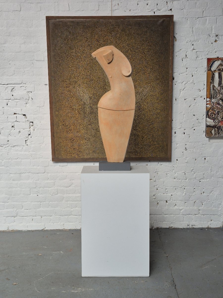 A Modernist Cubist Sculpture Depicting A Woman-photo-5
