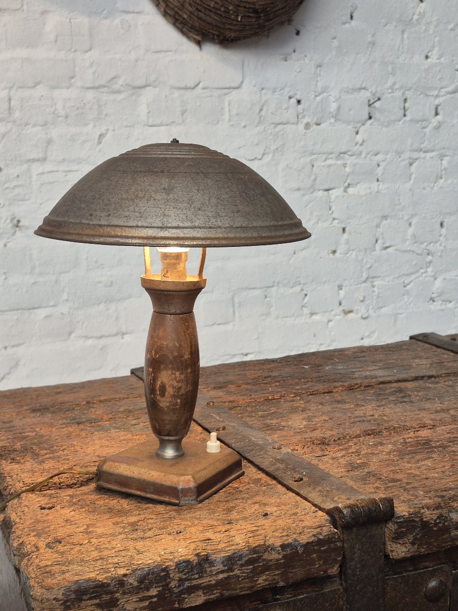 Art Deco Desk Lamp