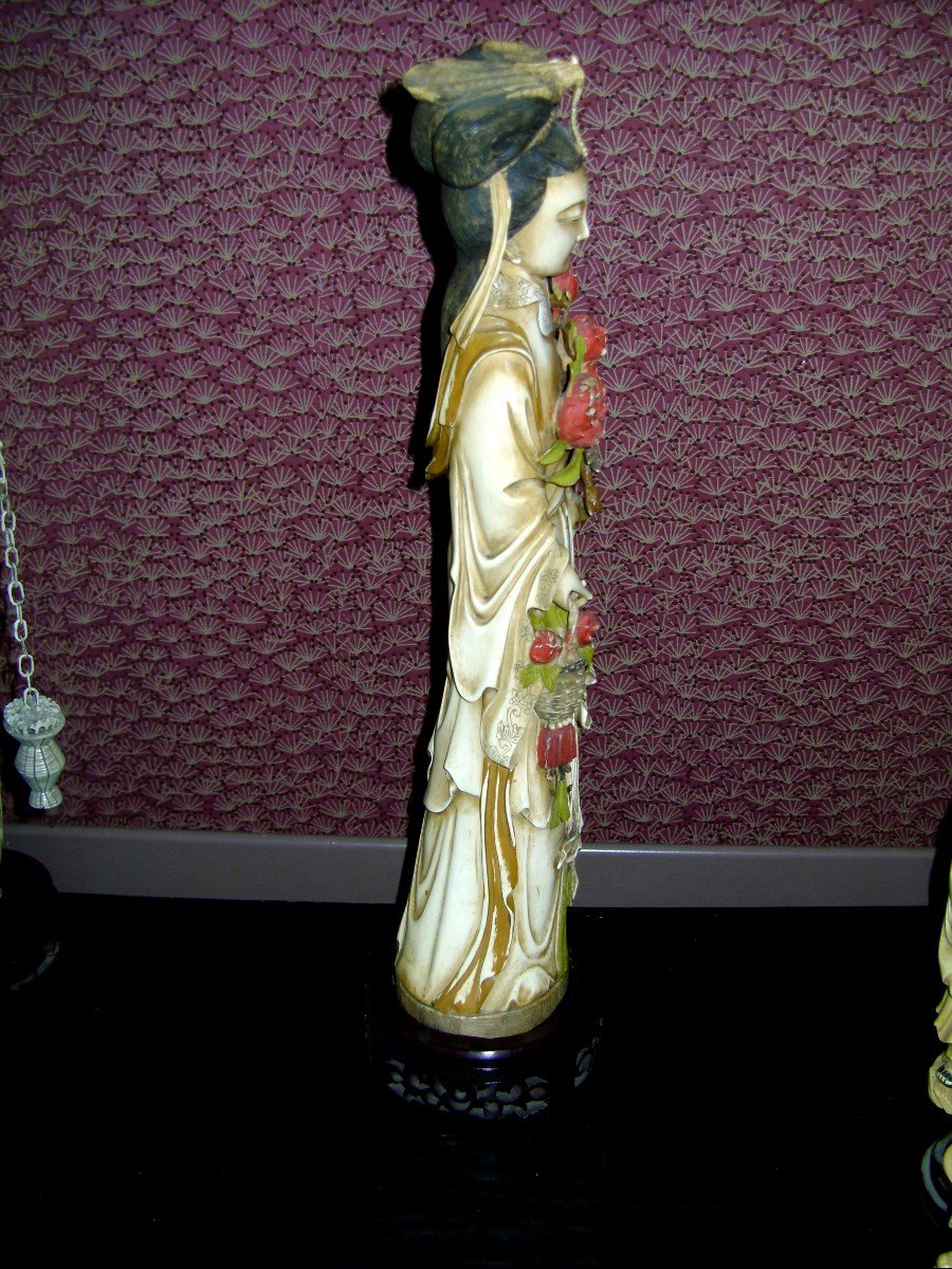 Polychrome Ivory Okimono. Gwan-yin. China 1920-30.-photo-1