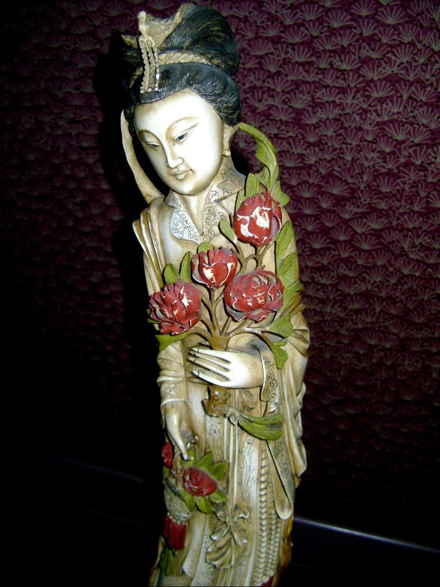 Polychrome Ivory Okimono. Gwan-yin. China 1920-30.-photo-2