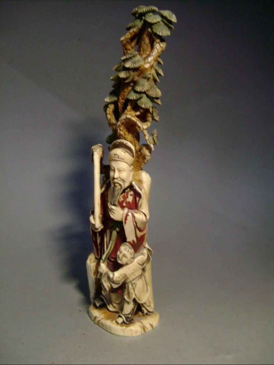 Okimono In Ivory. The Old Sage And The Child. China 1920-30-photo-2