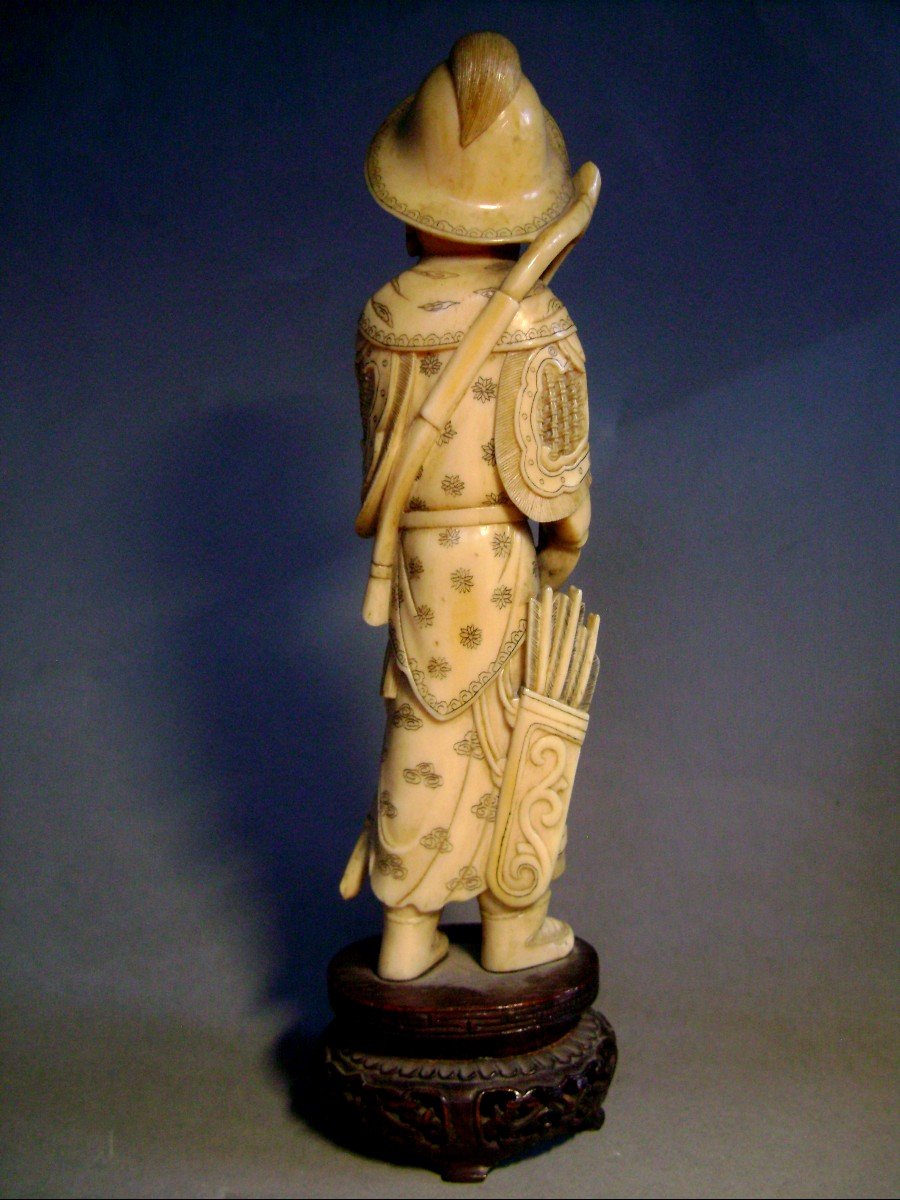 Okimono en ivoire. Femme Archer. Chine 1920-30-photo-4