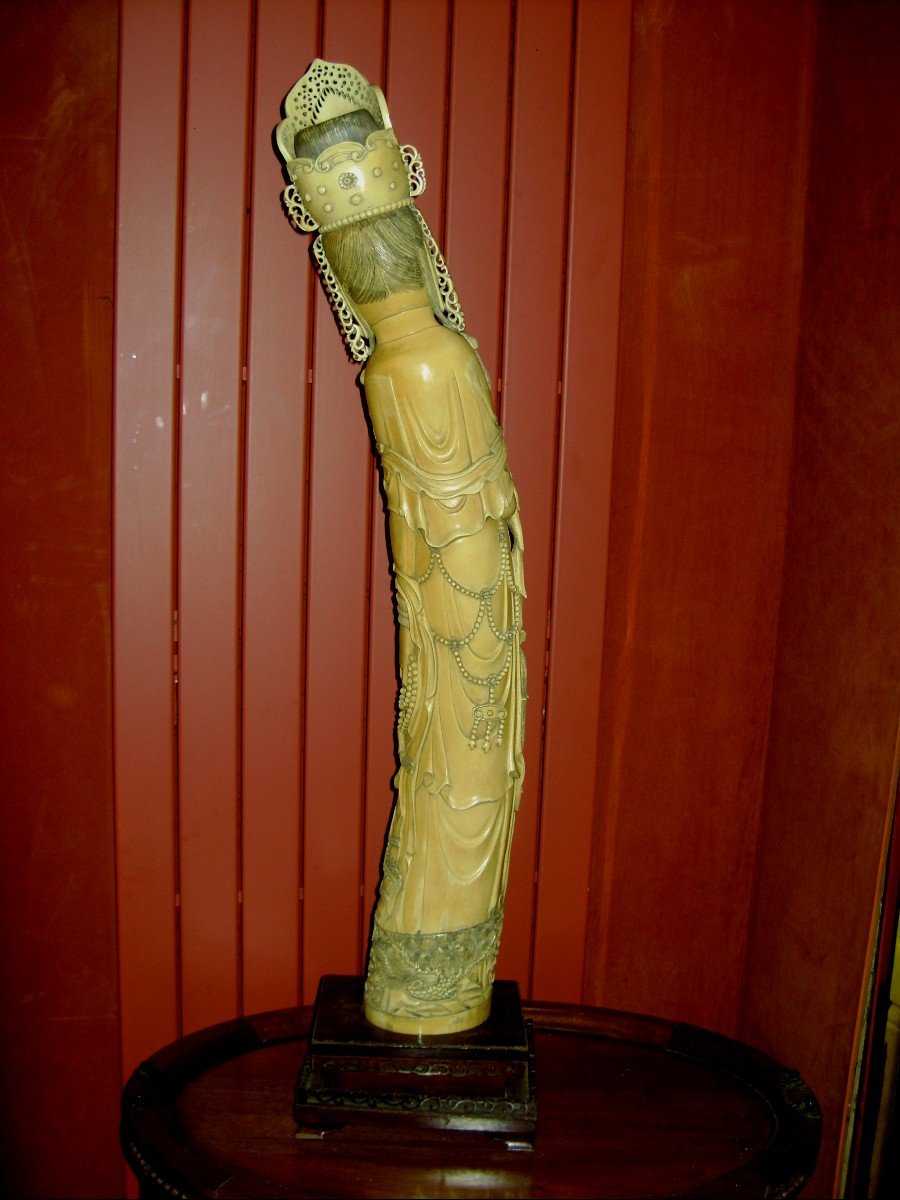 Large Ivory Gwan-yin. China 1920-30.-photo-3