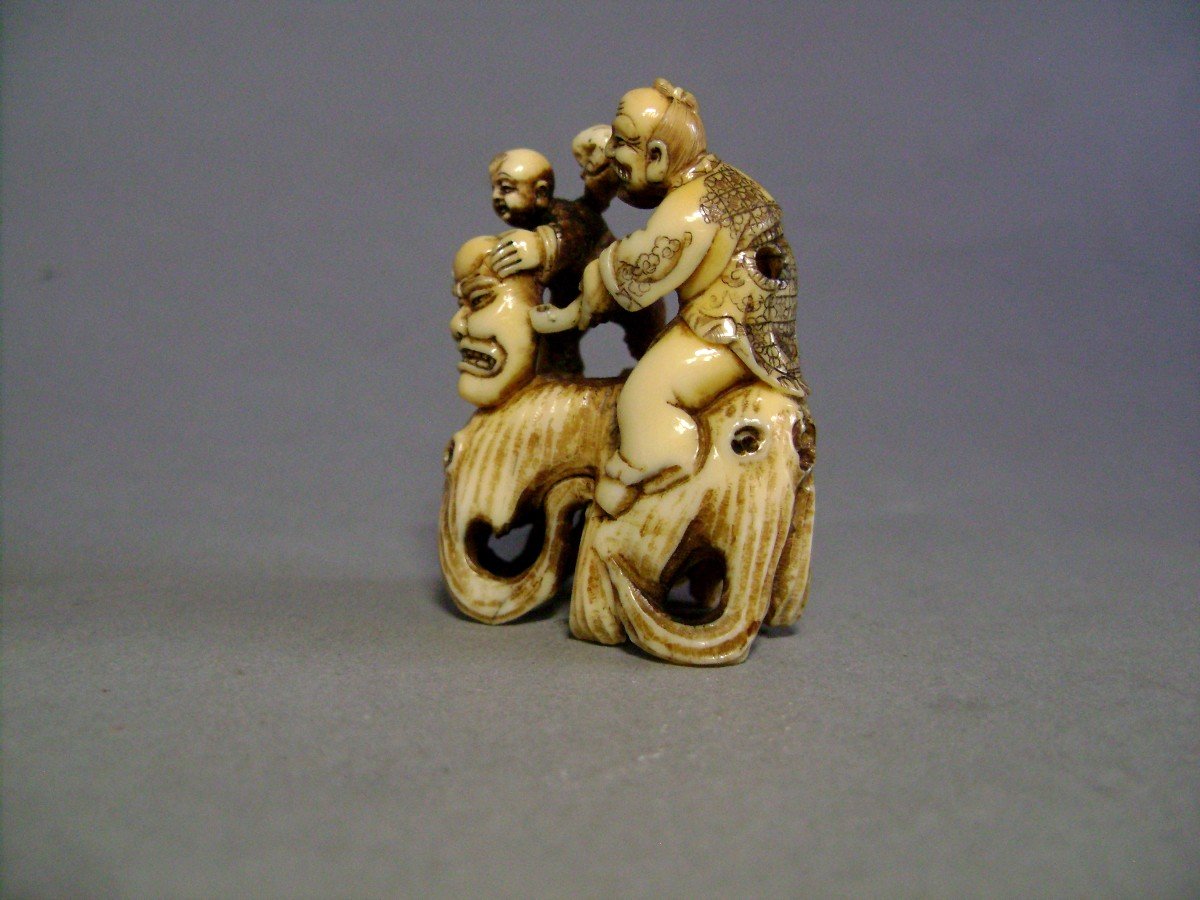 Netsuke In Ivory. The Craftsman With The Nö Mask. Japan Meiji Period (1868-1912)-photo-2