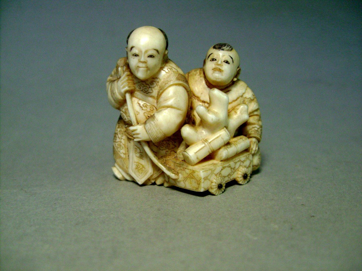 Ivory Netsuke. The Child With The Cart. Japan Meiji Period (1868-1912)