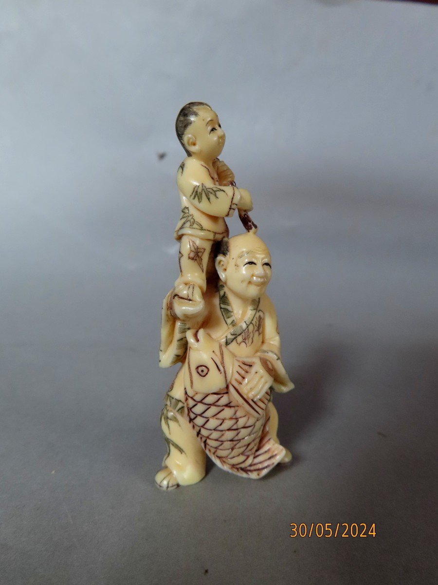 Ivory Netsuke. Happy Fisherman. Japan Taisho Period (1912 -19128)-photo-3