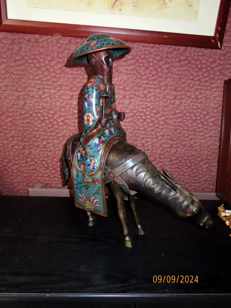 Imposant Okimono. Bronze, Cloisonné, Toba sur sa mule.  Japon époque Meiji (1868-1912 )-photo-2