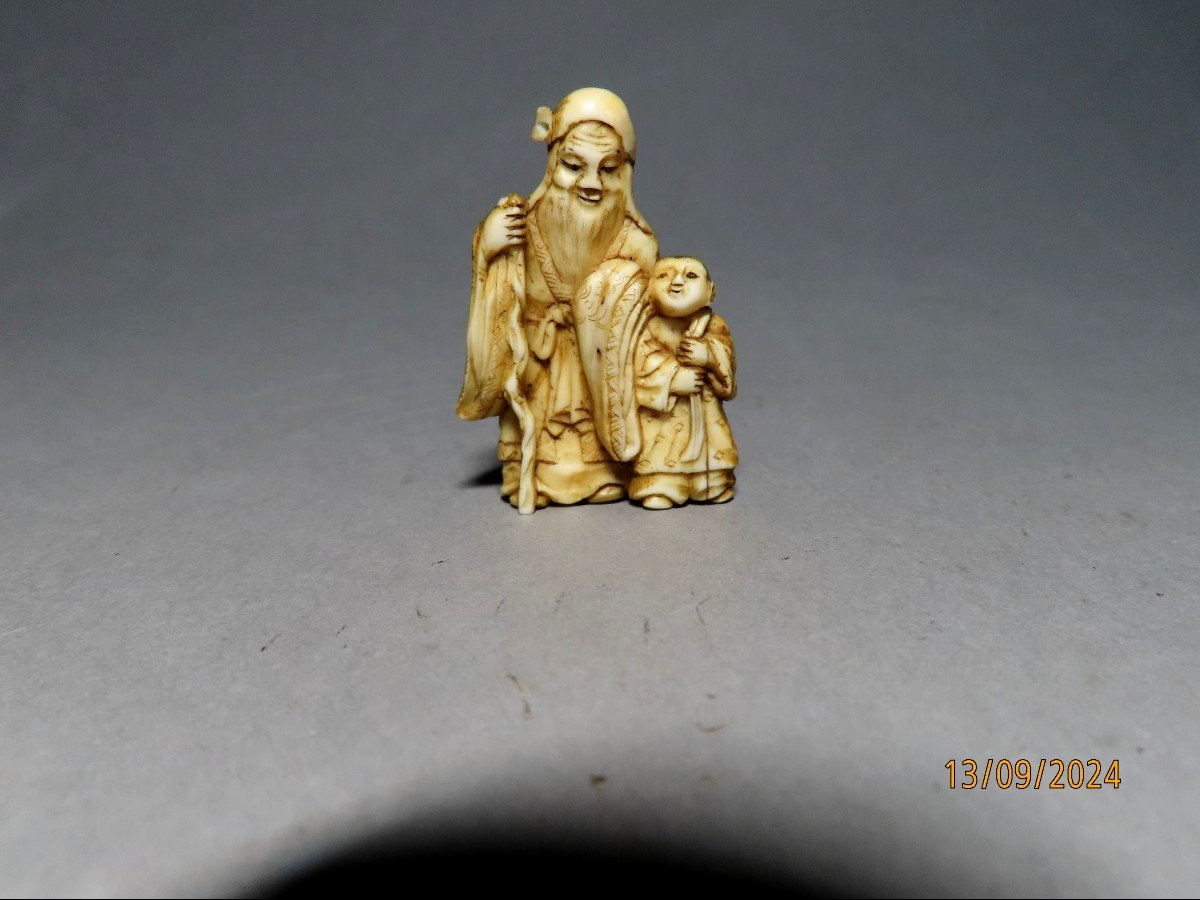 Two Ivory Netsuke. Old Sages And Child. Japan, Meiji Period (1868-1912)-photo-2