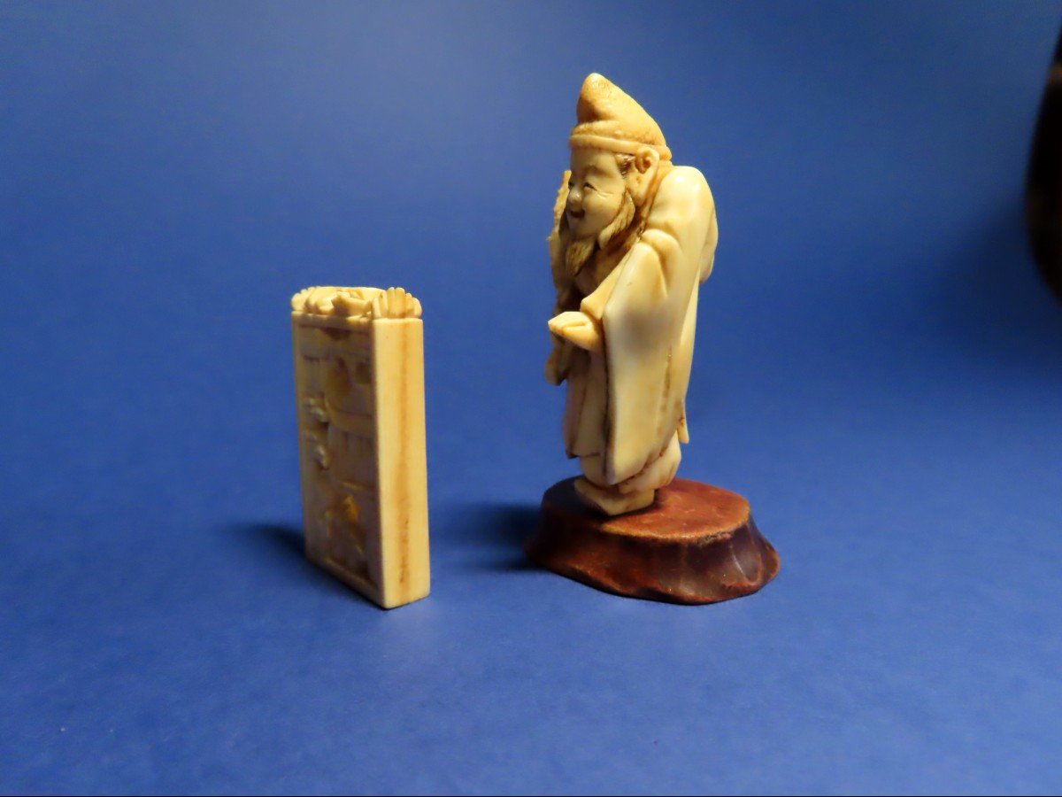 An Ivory Okimono And Netsuke. Daikoku And An Abacus. Japan, Meiji Period (1868-1912)-photo-2