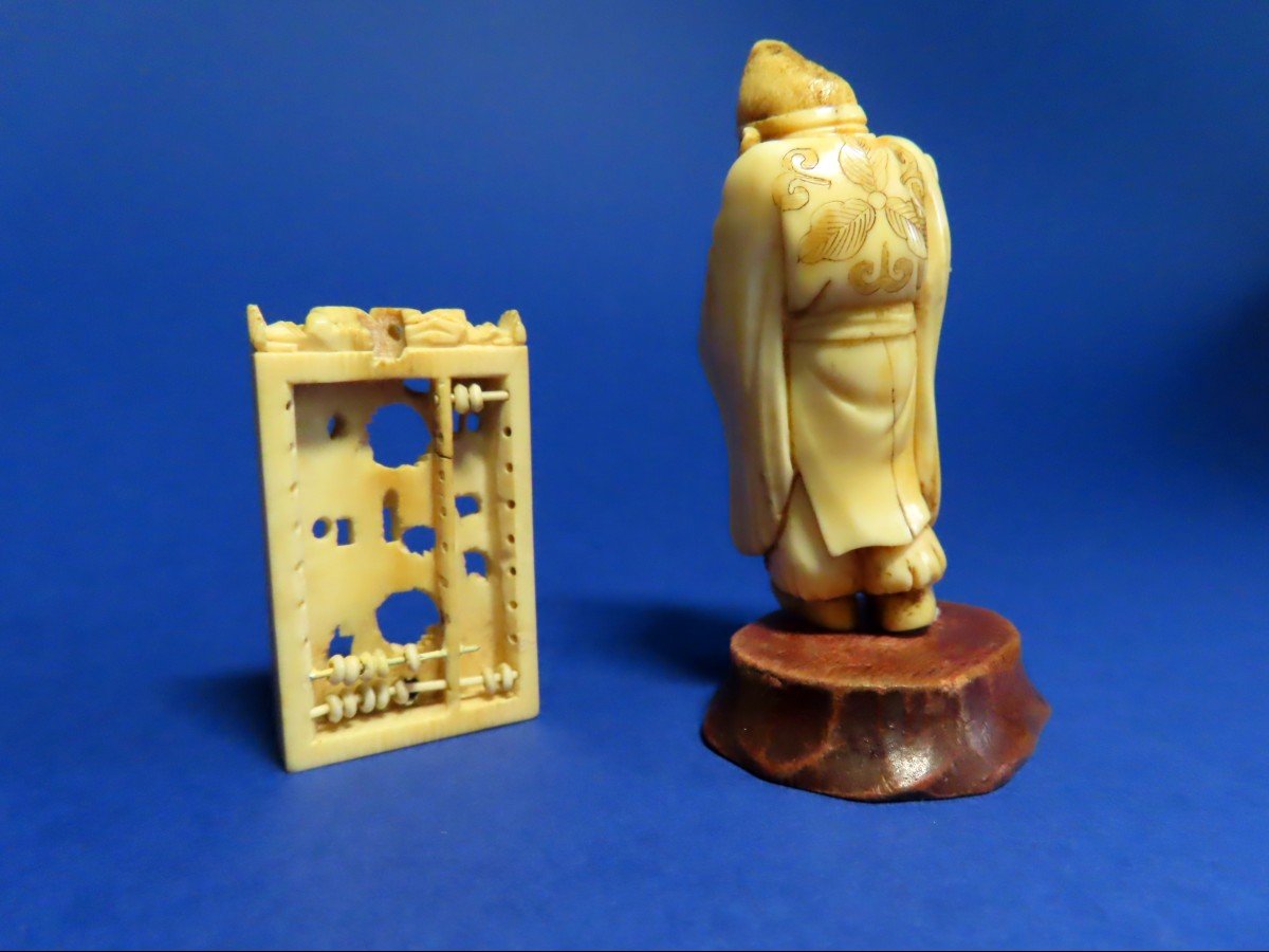 An Ivory Okimono And Netsuke. Daikoku And An Abacus. Japan, Meiji Period (1868-1912)-photo-3
