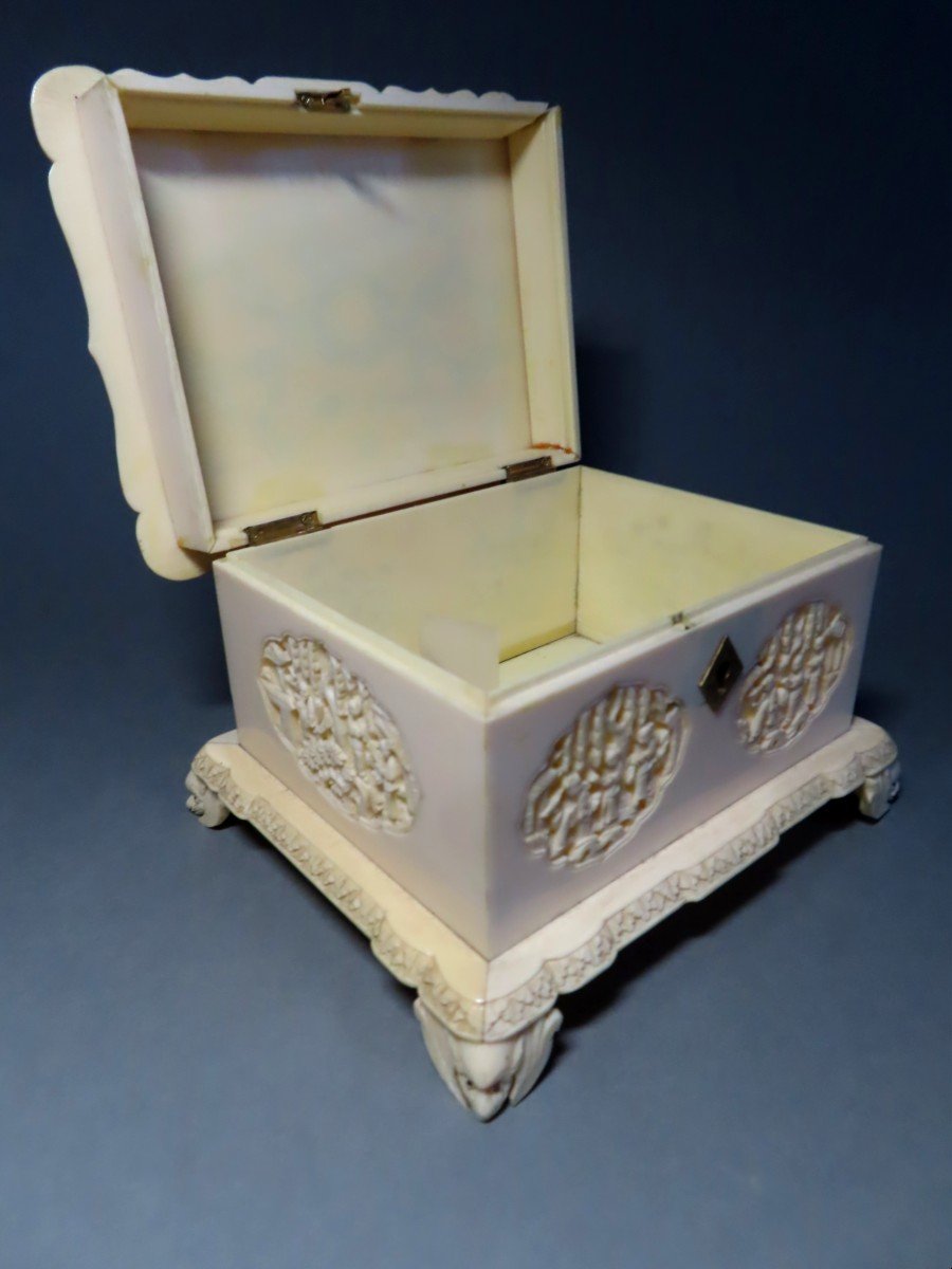 Ivory Okimono. Box, Canton, 1920-30.-photo-4
