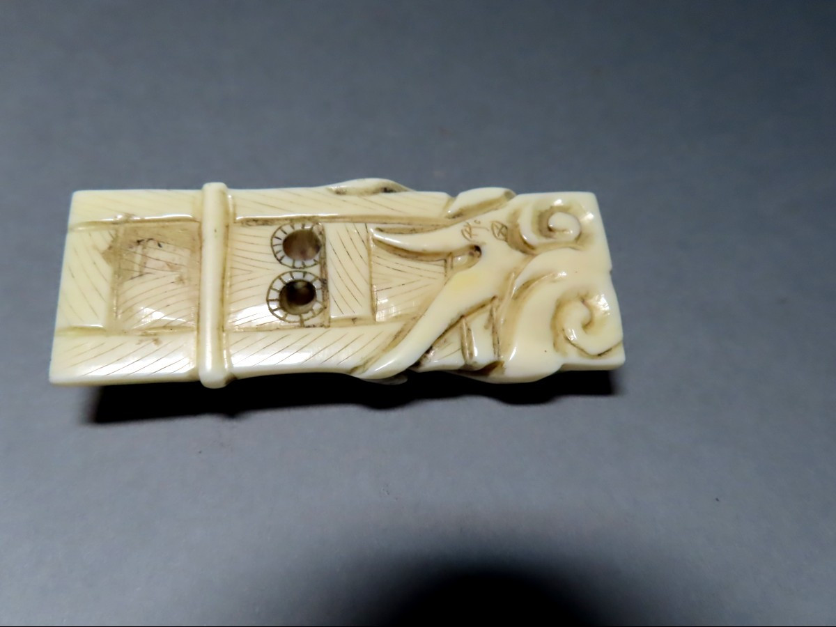 Ivory Netsuke. Witch At The Stake. Japan, Meiji Period (1868-1912)-photo-1