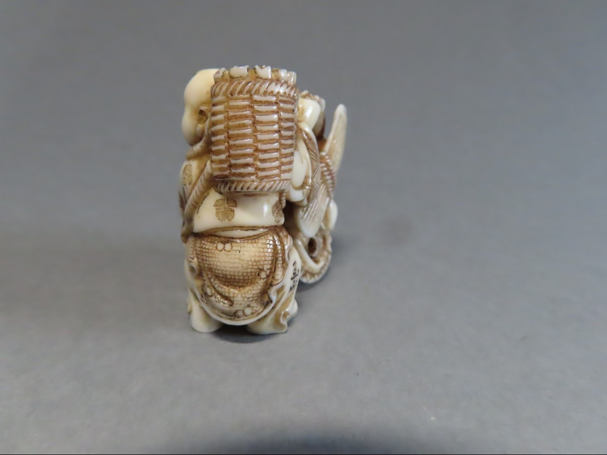 Ivory Netsuke. Karako Scribes. Japan, Taisho Period (1912-1928)-photo-3