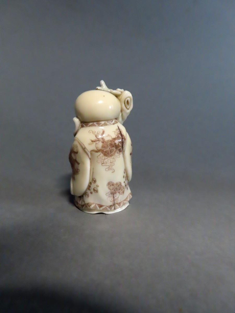 Hidden Erotic Okimono. Japan, Showa Period (1926-1989)-photo-3