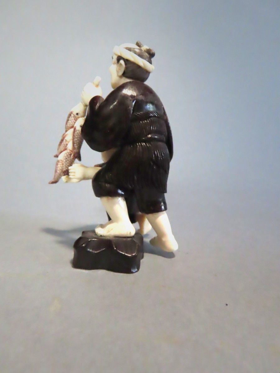 Wood And Ivory Okimono. The Fisherman. Japan Taisho Era (1912-1928)-photo-4