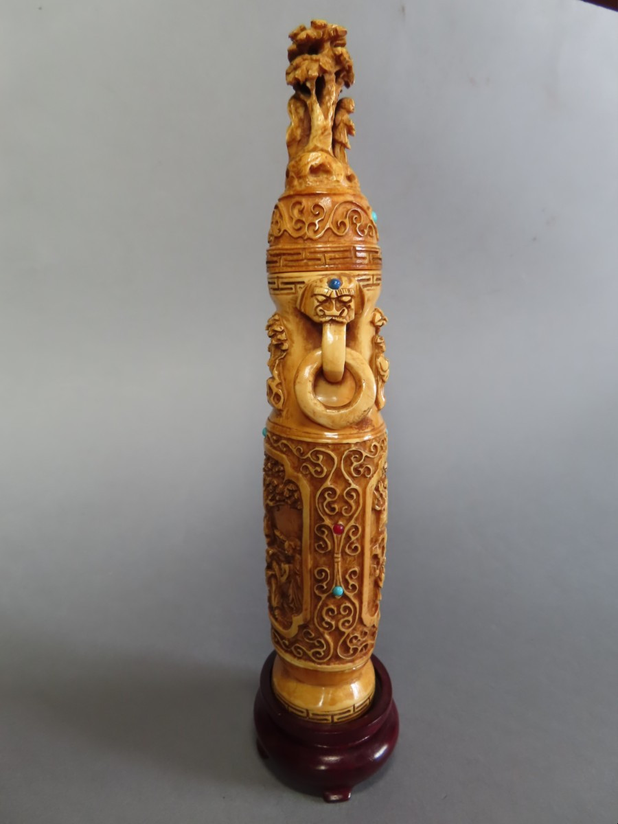 Paire de Vases Couverts en Ivoire. Chine, Canton, 1920-30.-photo-5