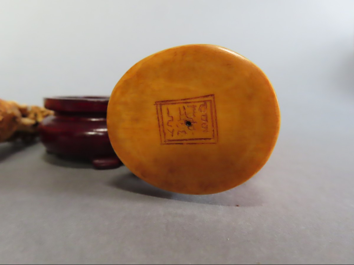 Paire de Vases Couverts en Ivoire. Chine, Canton, 1920-30.-photo-7