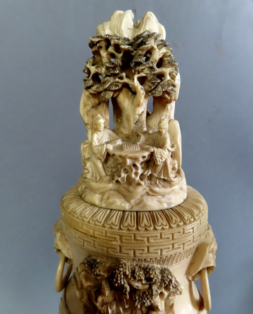 Grand Vase  couvert en ivoire. Chine 1920-30.-photo-4