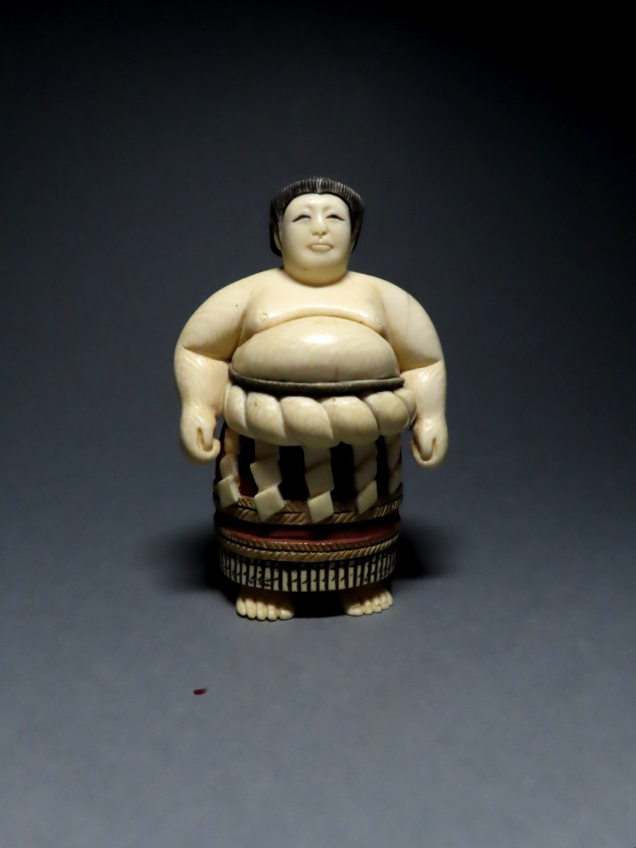 Ivory Okimono. Sumo. Japan, Taisho Period (1912-1928)