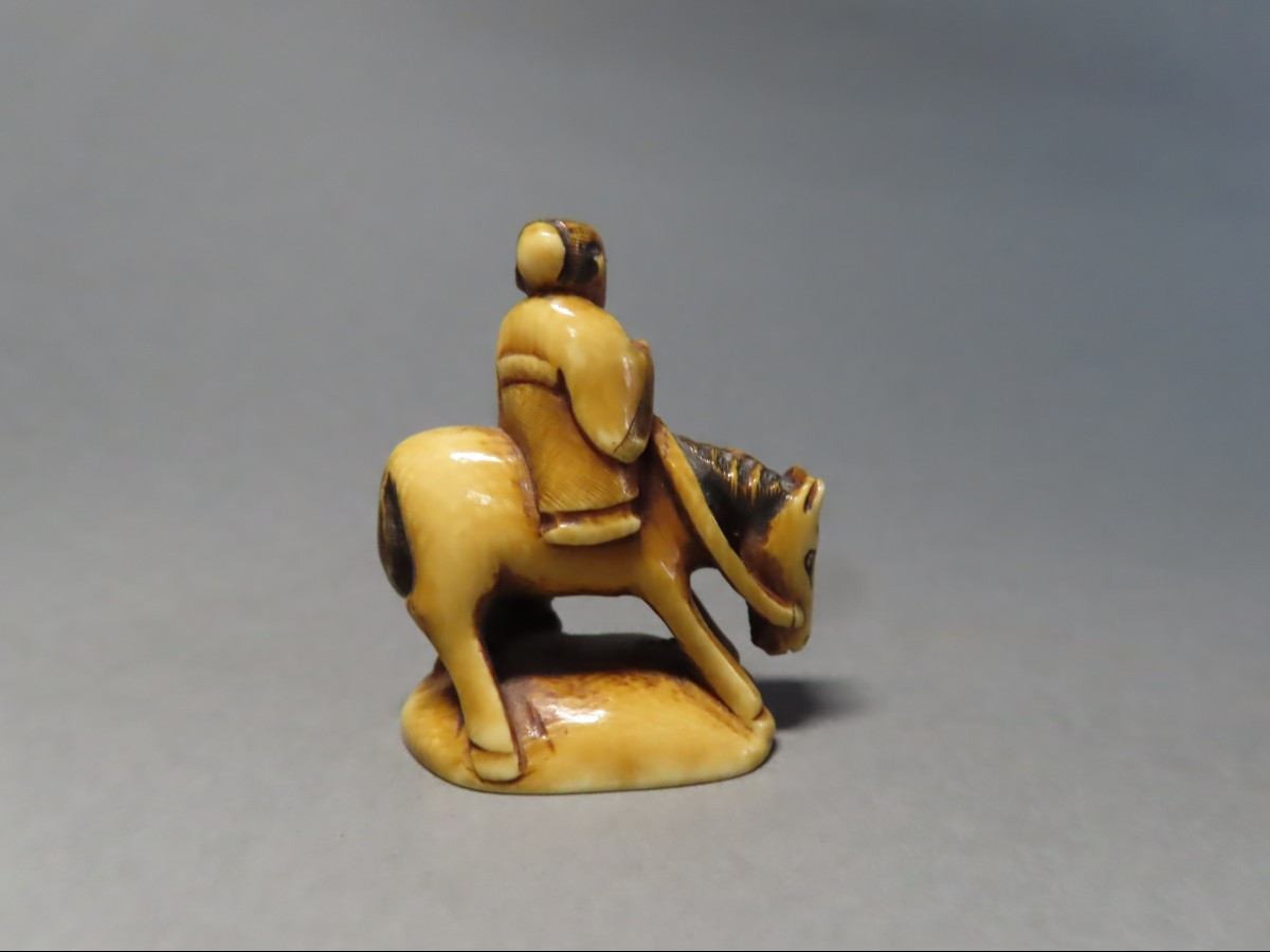 Netsuke en ivoire. La légende de Choryo et Kosekiko.  Signé Masayuki, Japon époque Meiji -photo-3